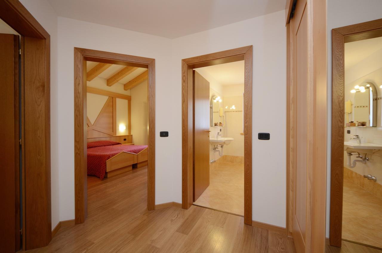 Hotel La Soldanella Моена Екстериор снимка